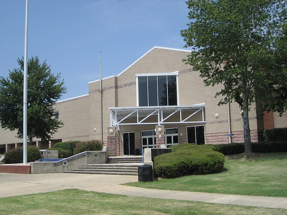 Representative city image: Madison, Mississippi; location illustration, not company equipment.